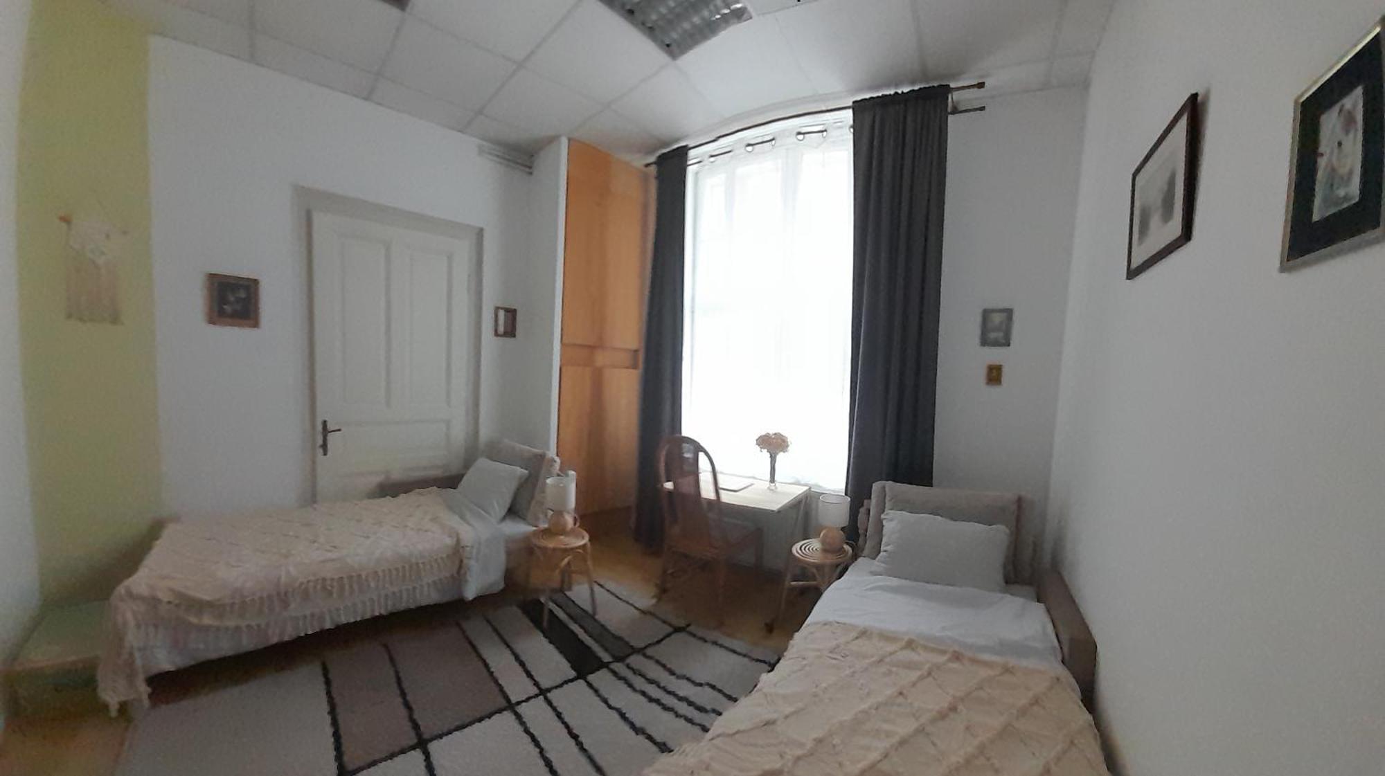 Ferienwohnung Lennon Vinkovci Exterior foto